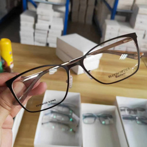 Montature per occhiali da vista per donna e uomo a prezzo limitato e basso montature per occhiali ottici all'ingrosso di alta qualità - Product Image 5