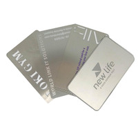 Carte de visite professionnelle en métal personnalisée de luxe, découpée au laser, gravée, en acier inoxydable noir mat, avec bande magnétique et finition miroir or rose