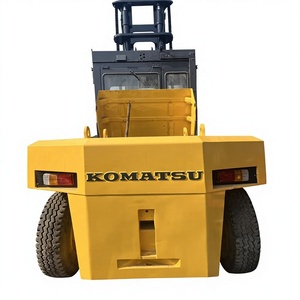 Montacargas Diésel Usado Komatsu, Contrapesado, 16 Toneladas, Amarillo, Horquillas de 1500 mm, Altura de Elevación de 4500 mm, Desplazador Lateral Hidráulico - Product Image 1