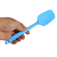 Petite spatule en caoutchouc de silicone résistante à la chaleur, conception monobloc sans couture, grattoirs flexibles antiadhésifs, outil de mélange de cuisson, cuillère