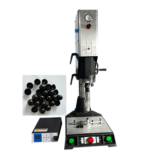 Machine de soudage par ultrasons 15K 2600W facile <span class=keywords><strong>à</strong></span> utiliser Machine de soudage par ultrasons en <span class=keywords><strong>plastique</strong></span> <span class=keywords><strong>à</strong></span> carte de dalle de sport ABS - Product Image 4