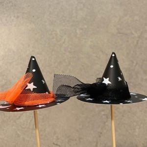 ของตกแต่งเค้กฮาโลวีนรูปผีน่ารัก สไตล์อินส์ พร้อมหมวกและไม้กวาด ทำจากกระดาษ สำหรับตกแต่งเค้กในวันฮาโลวีน - Product Image 6