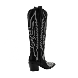 Bottes de cow-boy/cowgirl noires pour femmes, bout pointu, hauteur genou, style western rodeo, avec talon épais de 6 cm, toutes saisons, dessus en PU - Product Image 3