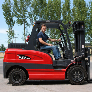 Camion de 4 tonnes avec cabine entièrement en acier et climatisation intégrée - Product Image 3