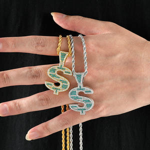 Colgante giratorio con símbolo de brújula, con diamantes y cuarzo rosa, de marca cubano-estadounidense de moda, estilo hip-hop, collar ajustable de aleación. - Product Image 3