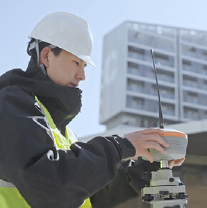 สถานีฐาน CHC IBase Professional Multi-Constellation GNSS (สำหรับ RTK) เครื่องรับส่งสัญญาณกำลังสูง 5W ระดับ IP67 1408 ช่องสัญญาณ ระยะ 5-8 กม. - Product Image 4