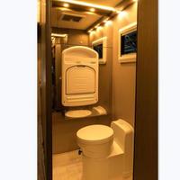 OEM ODM Chine Usine Haute Qualité Personnalisé Camping-car Carrosserie Arrière Coque Sandwich FRP Cuisine Coulissante Couleur Blanche 4 Personnes
