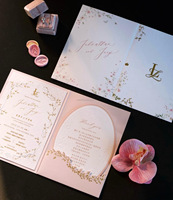 Cartes d'invitation de mariage de luxe gaufrées et estampées à chaud, découpées sur mesure, en papier velours épais, impression numérique, fabriquées en Chine