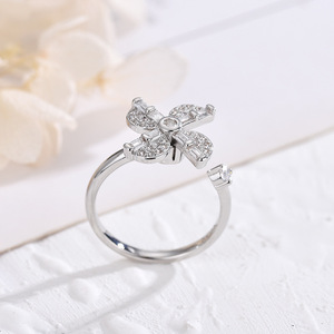 Spinning Windmill Ring For Women Adjustable Opening Zircon Flower Design Gift Jewelry - Product Image 2