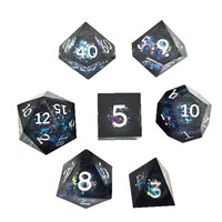 Vente en gros de dés à angle droit en résine à paillettes liquides, avec lettrage bleu transparent, pour D&D Baldur's Gate Cthulhu Mythos