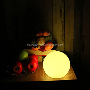 <span class=keywords><strong>Lampe</strong></span> <span class=keywords><strong>solaire</strong></span> décorative LED ronde pour l'intérieur et l'extérieur, <span class=keywords><strong>avec</strong></span> alimentation par batterie IP66 - Product Image 1