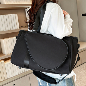 Nouveau style de <span class=keywords><strong>sac</strong></span> de <span class=keywords><strong>raquette</strong></span> de <span class=keywords><strong>badminton</strong></span> à logo personnalisé <span class=keywords><strong>sac</strong></span> de <span class=keywords><strong>raquette</strong></span> de tennis de sport de grande capacité - Product Image 6