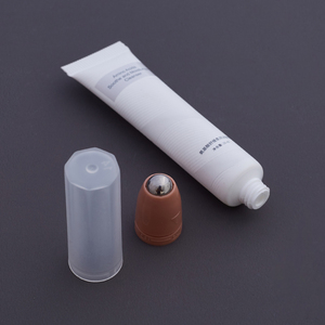 Tubo Cosmético Roll-on al por Mayor con Aplicador de Bola Metálica y Tapa Octogonal Translúcida, Tubo Exprimible Blanco Personalizado con Impresión - Product Image 6