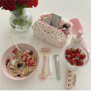 Bolsa de maquillaje de flores de diseño personalizado, bolsa de cosméticos con decoración de lazo, neceser esencial de viaje, bolsa de maquillaje de <span class=keywords><strong>pana</strong></span> hecha a mano - Product Image 4