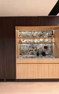 Mueble Bar de Roble y Mármol Personalizado con Luces LED, Sofisticado para el Hogar - Product Image 3