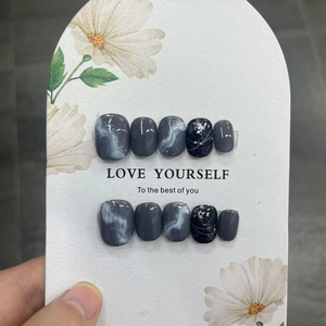 Cubiertas de Uñas Adhesivas en Forma de Almendra, Pintadas a Mano, Tridimensionales, de Acrílico, con Diseño de Armadura, Cortas y Elípticas - Product Image 6