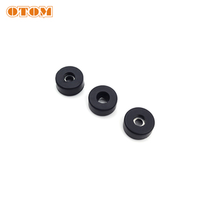 Rouleau amortisseur de montage de réservoir de carburant de moto OTOM SX SXF XC XCW EXC EXCF 50 85 125 250 450 <span class=keywords><strong>500</strong></span> pour KTM HUS QVARNA <span class=keywords><strong>GASGAS</strong></span> - Product Image 3
