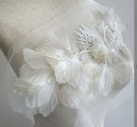 ZSY Luxueux strass blanc fantaisie et perle perlée dentelle brodée 3d fleur applique pour robe de mariée