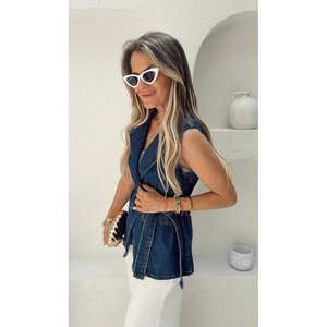 Chaleco Vaquero con Cuello para Mujer, 100% Algodón, Prenda Exterior sin Mangas con Cinturón en la Cintura - Product Image 3