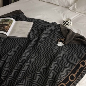 Nuova coperta lavorata a maglia in misto lana di lusso, stile europeo e americano, vendita diretta in fabbrica <span class=keywords><strong>BLG</strong></span> - Product Image 6