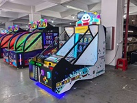 Machine de jeu d'arcade à lancer des balles à grande échelle pour enfants, avec requins affamés et fonction d'émission de tickets