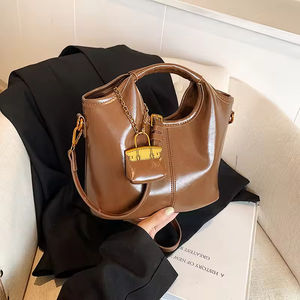 Nouveaux sacs à main pour femmes de style rétro d'automne, grande capacité épaule bandoulière chaîne mère et enfant sac - Product Image 4