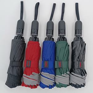 Vente en gros <span class=keywords><strong>Parapluie</strong></span> personnalisé de 23 pouces à 10 côtes entièrement automatique 3 plis de luxe <span class=keywords><strong>inversé</strong></span> design couleur unie passepoil réfléchissant - Product Image 1