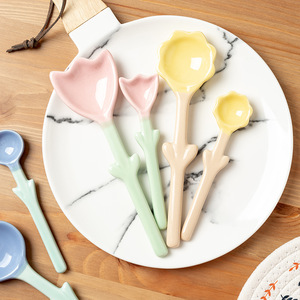 Cuchara <span class=keywords><strong>de</strong></span> Café <span class=keywords><strong>de</strong></span> Cerámica Pintada <span class=keywords><strong>a</strong></span> Mano con Forma <span class=keywords><strong>de</strong></span> Tulipán 3D, Cuchara para Postre, Helado, Arroz, Té - Product Image 4