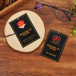 Etiquetas colgantes personalizadas para tiendas de ropa, papel estucado, impresión offset, logotipo, contacta con atención al cliente - Product Image 1