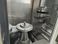 Machine de rectification verticale CNC à double face pour disques de frein HENGGA CMFK-DM500 à haute efficacité