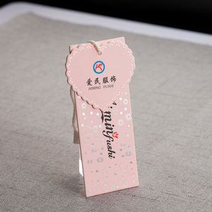 Etiquetas colgantes personalizadas para ropa con logotipo de marca, etiquetas colgantes personalizadas al por mayor para ropa, tarjetas de precio de papel para prendas de vestir - Product Image 4