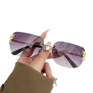 Lunettes de soleil tendance pour femmes, style tendance, verres dégradés, UV400, personnalisables, logo, sans monture, lunettes de soleil surdimensionnées pour femmes - Product Image 5