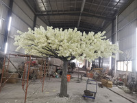 Interne und externe dekorative künstliche Hochzeitspflanzen: Weißer Kirschblüten-Kunstbaum für Salon-Dekorationen in Genf