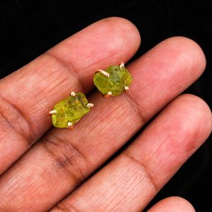 Pendientes de Cristal de Peridoto Natural, Engaste de Garra con Piedra en Bruto, Forma Irregular Verde, Unisex, para Uso Diario - Product Image 2