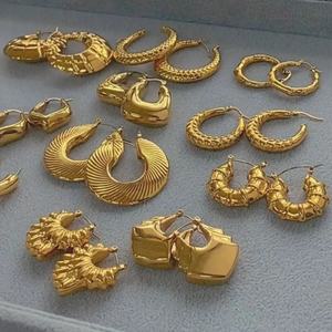 Pendientes de Aro Grandes y Huecos para Mujer, Hipoalergénicos, Personalizados, Chapados en Oro PVD de 18k, de Acero Inoxidable 304 - Product Image 2