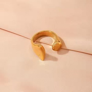 Boutique joyería de moda regalos no deslustre Irregular impermeable encanto alist minimalista oro 316L anillo de dedo de acero inoxidable - Product Image 6