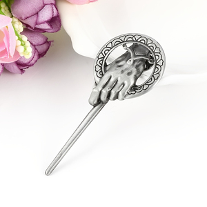 Broche Retro Fashion Mão do Rei, Acessórios Decorativos para Casacos e Chapéus - Product Image 6