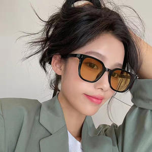 Lunettes de soleil d'été pour femmes Gm, protection UV400, monture complète, verres PC, élégantes, unisexe, Yc320, origine Taizhou - Product Image 1