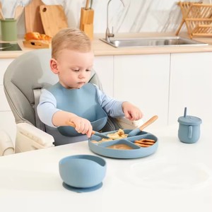 Eversoul-Lot de 6 plats en silicone pour enfants <span class=keywords><strong>et</strong></span> bébés, <span class=keywords><strong>assiette</strong></span> à ventouse, bol, bavoir, cuillère, fourchette, ensemble d'alimentation - Product Image 3