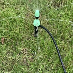 Verstellbare Sprühnebel-Düse Gartenbewässerungssprinkler Bewässerungsteil Bewässerungssystem Feuchtigkeitsvernebler Sprühgerät - Product Image 5