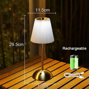 Petite lampe de table plissée rechargeable par USB, lampe de chevet sans fil, lampe de bureau pour chambre à coucher, salon, bureau à domicile, décoration - Product Image 2