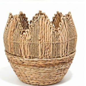 Rustic Water Hyacinth <b>Storage</b> <b>Basket</b> with Scalloped Edge, Boho Handwoven Crown Shaped <b>Wicker</b> Indoor Planter Pot Cover - Product Image 1