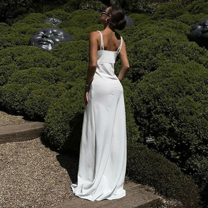 Elegante Vestido de Fiesta con Encaje y Abertura Lateral, Escote en V Asimétrico, de Satén, Ajustado, Largo, para Verano y Vacaciones - Product Image 3