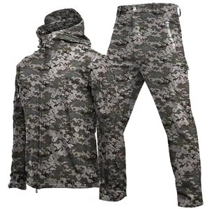 Chaqueta gris oscuro cálida y resistente al viento 3 en 1 para hombre, pantalones transpirables y cómodos con forro polar a prueba de viento - Product Image 4