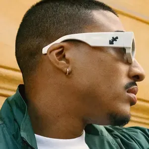 卸売 格安 ヴィンテージ スクエア サングラス 長方形 ファッション サングラス 2024 レディース メンズ シェード カスタム グラス アイウェア - Product Image 5