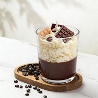 Großhandel Neuartige Eiscreme-Dessert-förmige Sojawachs-Duftkerze Kreative Heimdekoration Geburtstagsgeschenk Individuelle Kerzen mit Logo