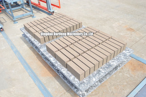 Machine à blocs QT8-15, machine à briques automatique, machine à blocs de béton, machine à pavés en ciment, usine de blocs de béton creux autobloquants - Product Image 2