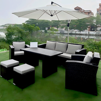 Ensemble de meubles de patio pour restaurant Riverside |   Ensemble de canapé d'extérieur en osier sur mesure et table en marbre pour repas en plein air