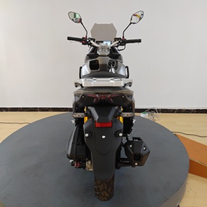 Motocicleta ADV de 180cc Práctica y Cómoda con Tanque de Combustible de 10L y Bajo <span class=keywords><strong>Consumo</strong></span> de Combustible - Product Image 5