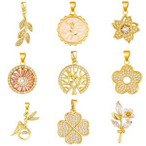 LUOYUNE <span class=keywords><strong>Ciondolo</strong></span> Boho Romantico Placcato Oro 18K in Ottone con Zirconi Cubici, Albero <span class=keywords><strong>della</strong></span> <span class=keywords><strong>Vita</strong></span>, <span class=keywords><strong>Fiore</strong></span> e Quadrifoglio, per Rivenditori di Boutique, Vendita all'Ingrosso - Product Image 2
